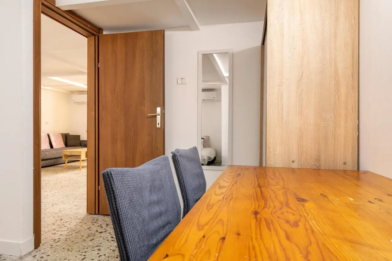Romsuites - Budget Apartment At Center City, German Colony Bahai Gardens Haifa